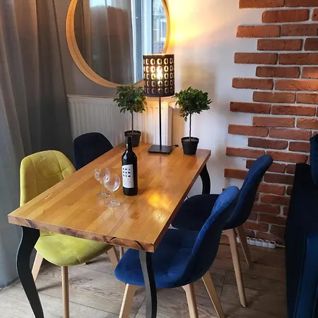 Apartament Albatros Black *