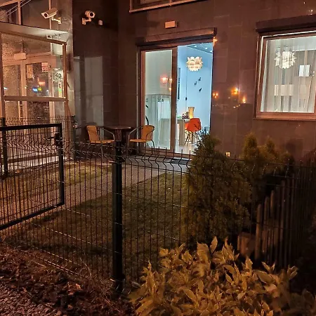 Albatros Black Apartament *