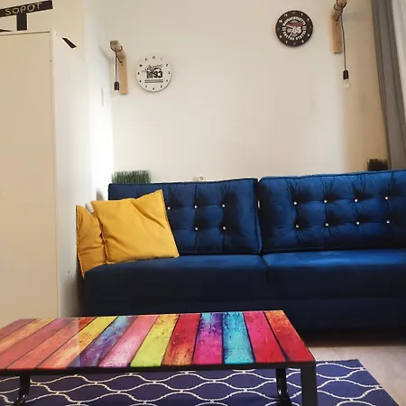 Albatros Black Apartamento